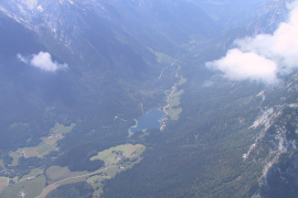 116-1635_IMG