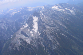 116-1643_IMG